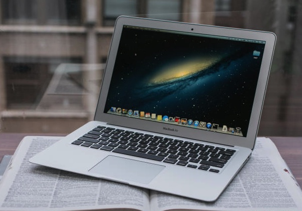 Apple MacBook Air